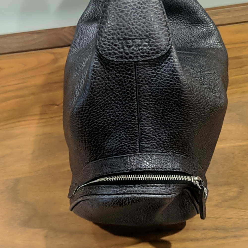 Tod's gunmetal leather shoulder bag - like new! - Picture 3 of 4